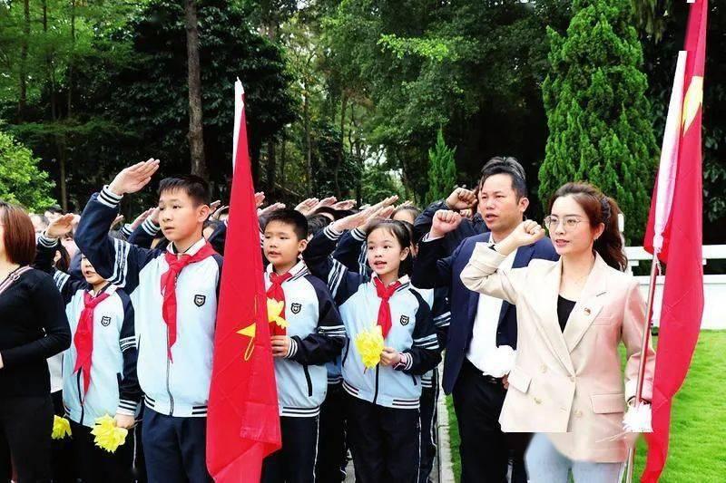 拯救隧道中的祖父
